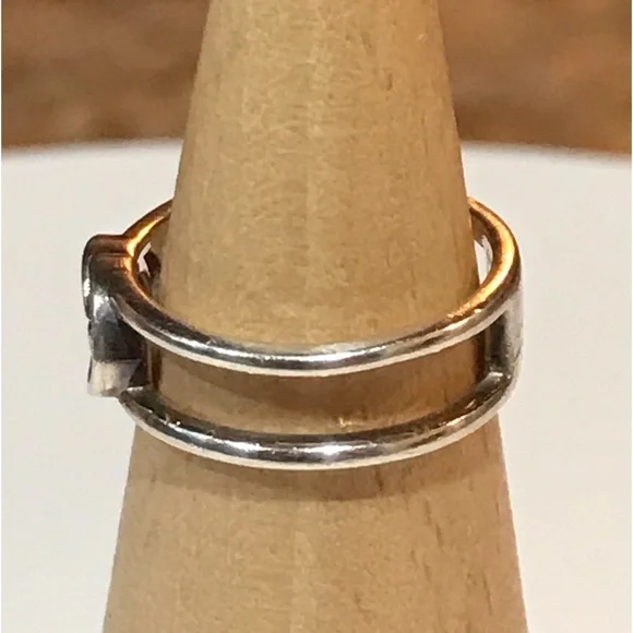 GUCCI Interlocking GG Silver Ag925 Ring- Size US4 ❤️
